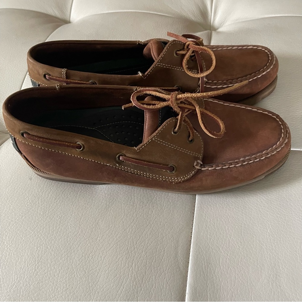 Men’s Highland Creek boat shoe size 11